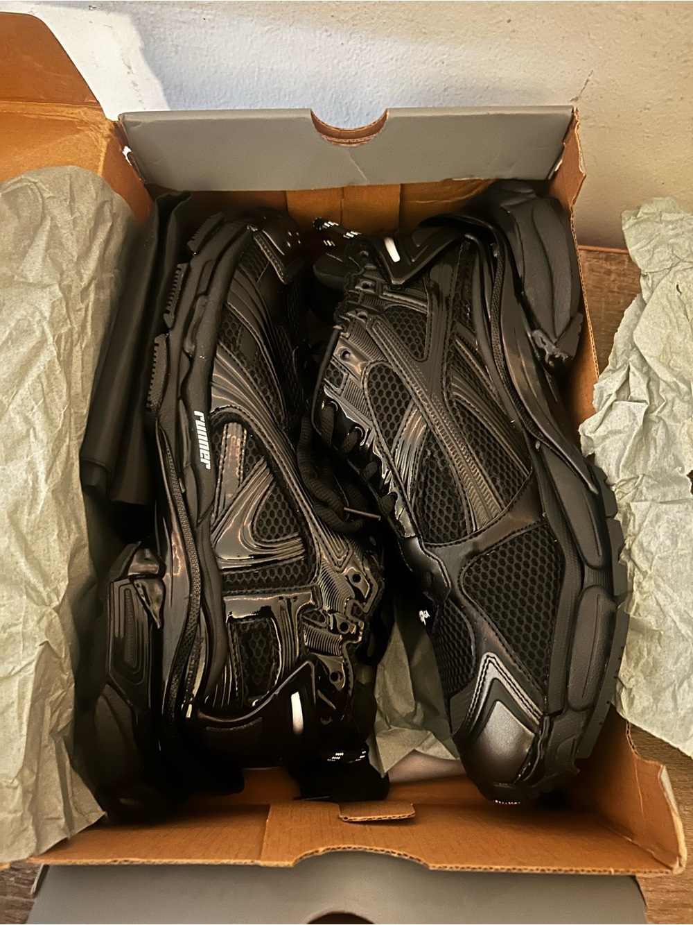 Balenciaga Runners Sneakers